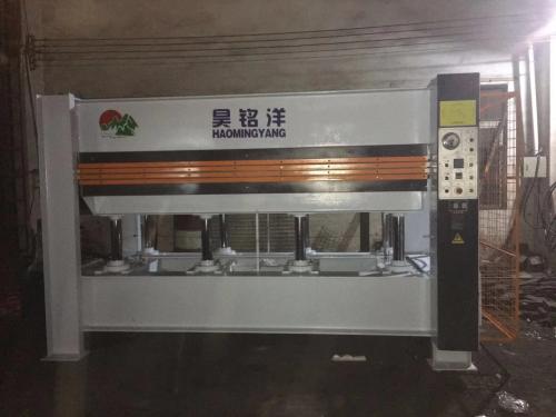 熱壓機1300X3000X3層120噸